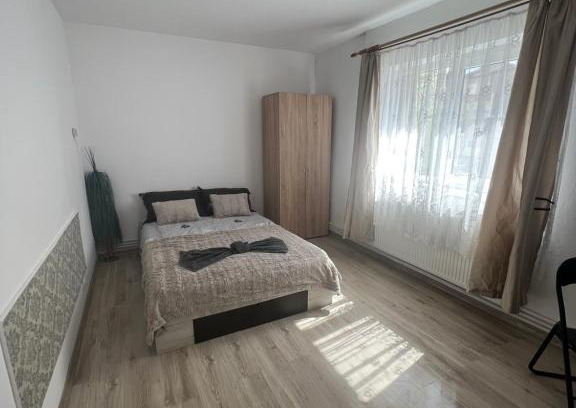 Zalau Apartment | Comfycondo