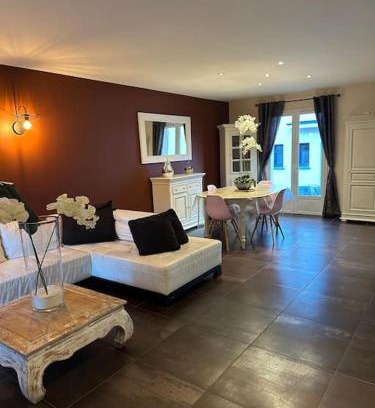 Pusignan Apartment | Comme à la maison…