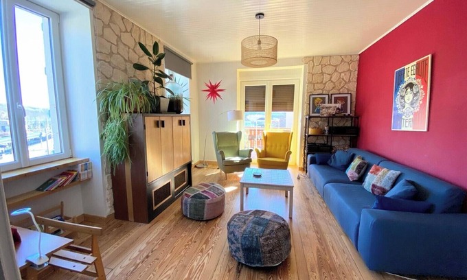 Bellegarde-sur-Valserine Apartment | Comme à la Maison ! Superbe Gîte Avec Jardin + Parking Proche Gare