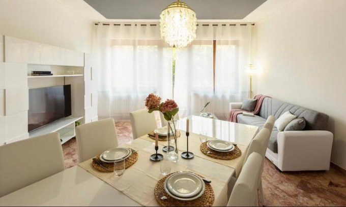 Albate Apartment | Como Diamond Apartment