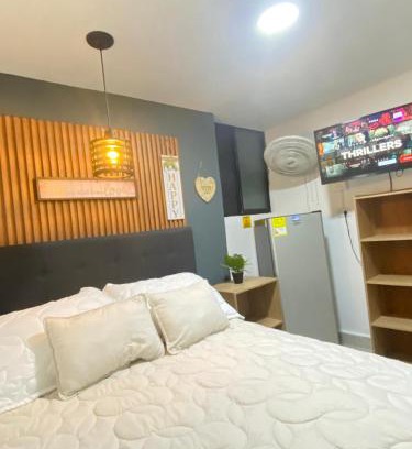 Suramericana Apartment | COMODA HABITACIÓN INDEPENDIENTE EN LAURELES ESTADIO CoN BAÑO PRIVADO para 3 personas