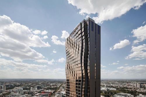 Melbourne Central Business District Apartment | Complete Host Abode318 Apartments