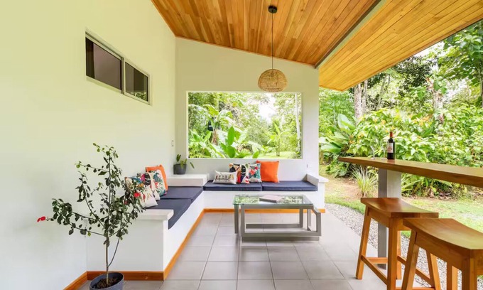 Puerto Jimenez House | Complete house in the privacy of a spacious tropical setting