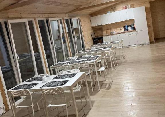 Eselnita Resort | COMPLEX TURISTIC Gradina de corzi si Aventura Eselnita