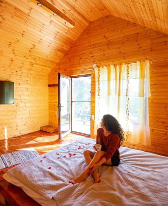 Tesila Other | Complex turistic Traisteni din Valea Doftanei