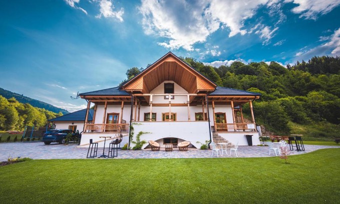 Sangeorz-Bai House | Conacul Sanct Gurgh