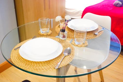 Bel-Air Apartment | Condo in Makati with Fast WiFi, Free Pool, Netflix and Own Balcony