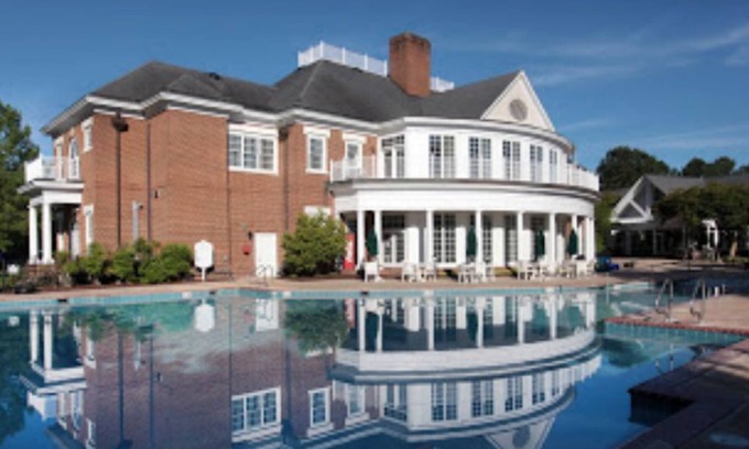 Williamsburg Condo | Condo near historic Colonial Williamsburg