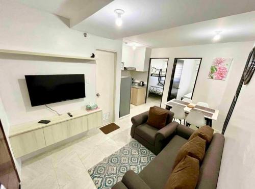 Mandaue Apartment | Condo Unit in Banilad Mandaue Cebu - 1 to 3 pax booking granted a 1 bedroom unit of your choice and a minimum of 4 guests for a 2 bedroom unit