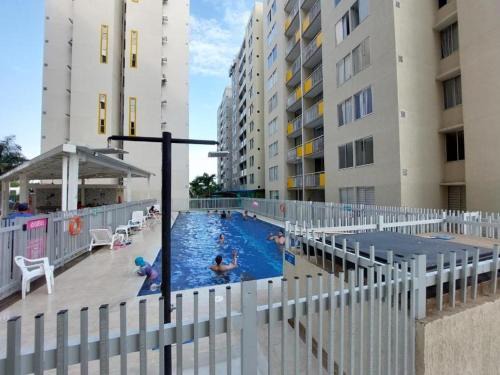 Girardot Apartment | Conjunto Barlovento Piso 11, Apartamento