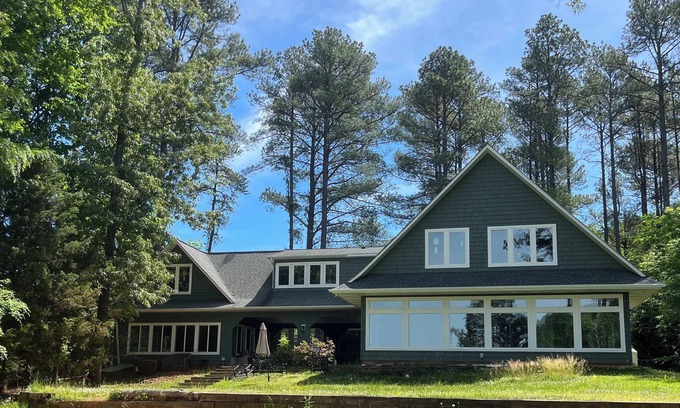 Leasburg House | CONNECT & RETREAT at Hyco Hangout!