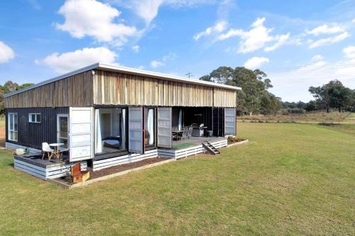 Mansfield House | Containers on Kidston