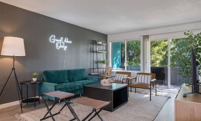 Richland Apartment | Contemporary 1 BR APT - 5 min walk to River