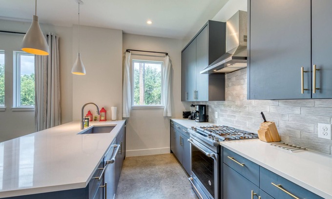 Galindo House | Contemporary Home Centrally Located Near Soco & DT