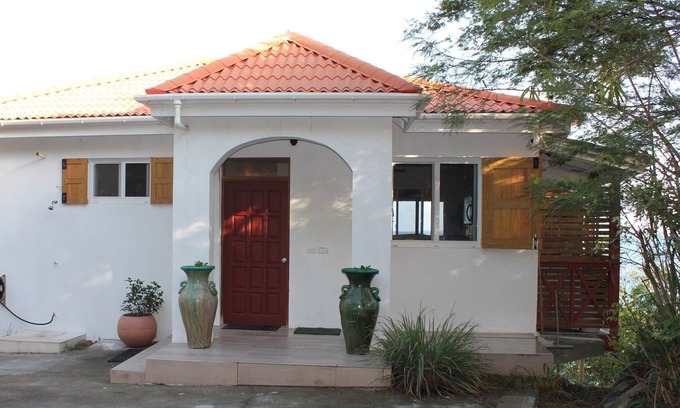 Guana Island Cottage | Contemporary ocean view cottage at Lambert Bay Beach, Tortola.