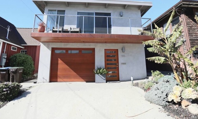 Seabright House | Contemporary Seabright Beach House