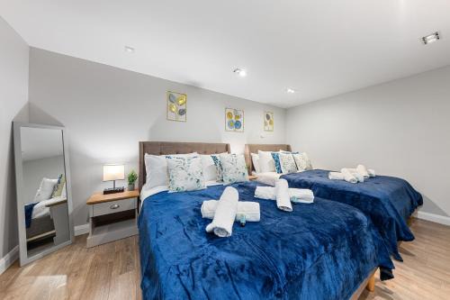 Shaftesbury Apartment | Contractor & Family Friendly, Central London Access, Mini Bar, AC