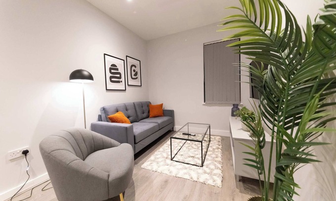 Waterloo Apartment | Convenient 2 Bed Apartment in Waterloo, Liverpool