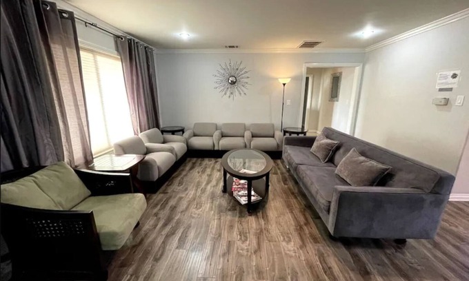 Montebello House | Convenient LA Area HUGE 7 bedroom, 4 baths GORGEOUS HOME
