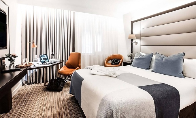 City Centre Dublin Hotel | Convenient Stay in Dublin Downtown! Stylish Hotel Close to Irish Whiskey Museum