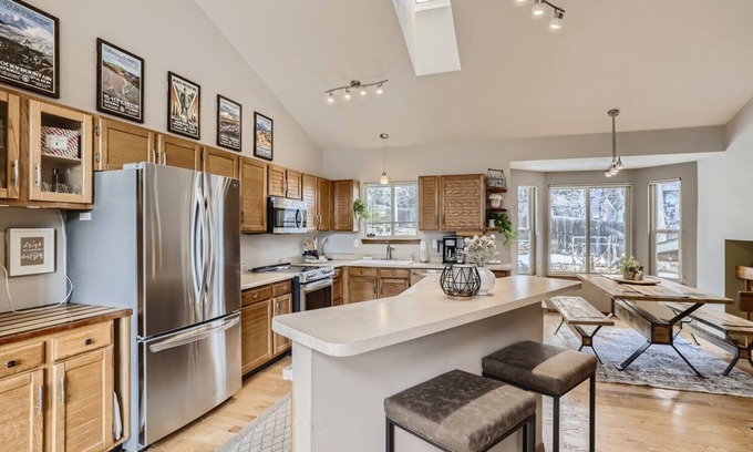 Ralston Valley House | Conveniently Between Boulder & Denver- Nearby Park, Large Yard, Covered Patio