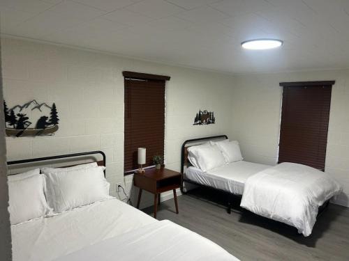 Cookson House | Cookson Resort - Tenkiller Cabin 3