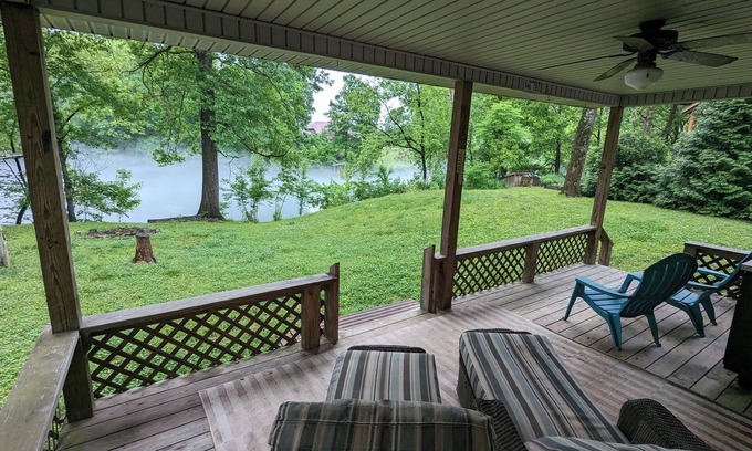 Wilburn House | Cool River Cottage - on the Little Red River