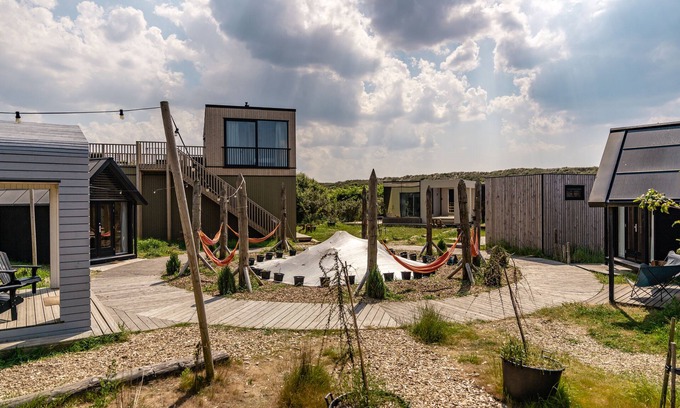 IJmuiden Ski Chalet | Copacabana Beach House