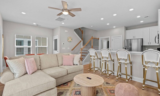 Myrtle Beach House | Coral Crush - Across from Ocean & Dog friendly