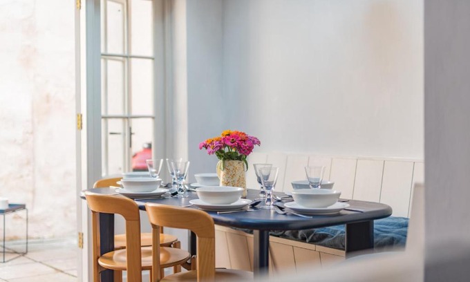 Deal House | Cordyline Cottage - charming cottage, seconds from the beach