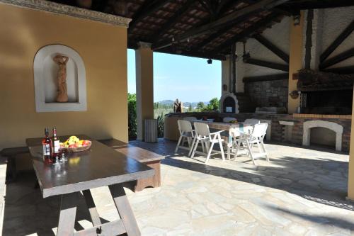 Kato Korakiana House | Corfu Green Paradise