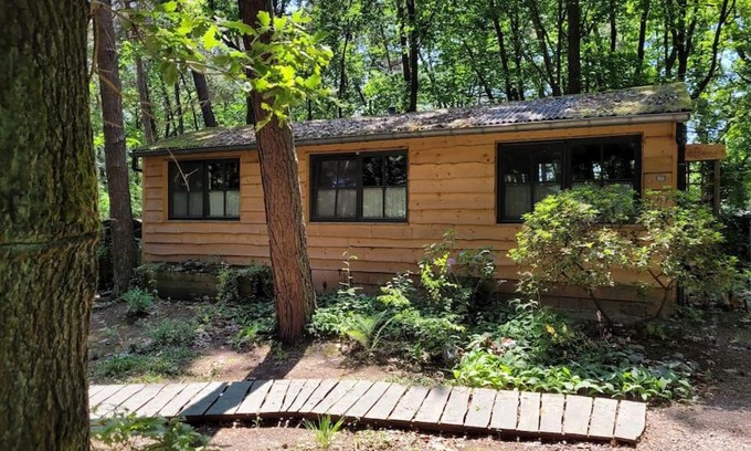 Lanaken Ski Chalet | Corgi-Huisje