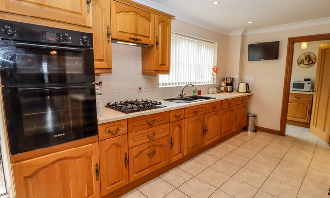 Cinderford Cottage | Corner House