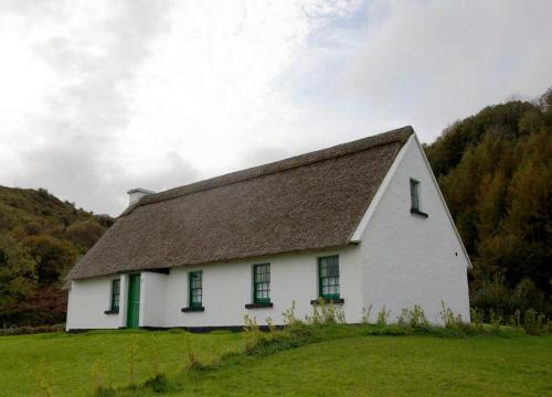 Killinaboy House | Corofin Lake Cottages