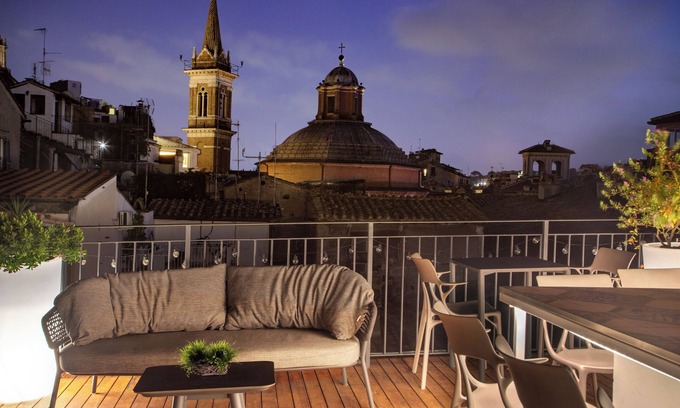 Rione V Ponte Hotel | Coronari Palace