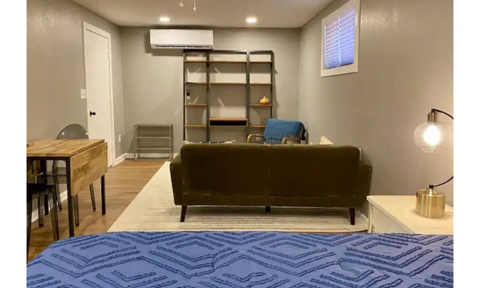 Duckpond Apartment | Corporate Rental in the heart of Historic Duckpond
