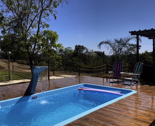 Alexania House | Corumbá 4 - Casa Contêiner com Piscina Aquecida