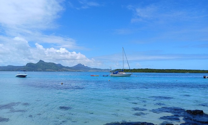 Pointe D'esny Villa | COSTA AZUL LUXURY VILLA, SLEEP MAX 10 PAX .3 MINS TO CRSTAL LAGOON BLUE BAY BEACH