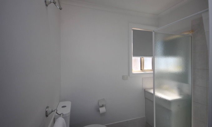Moonta Bay Cabin | Costello Hotels - Moonta Bay Cabins