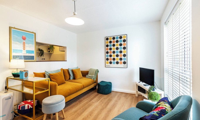 Rotherhithe Apartment | Cosy 1-Bed Flat Near Central London