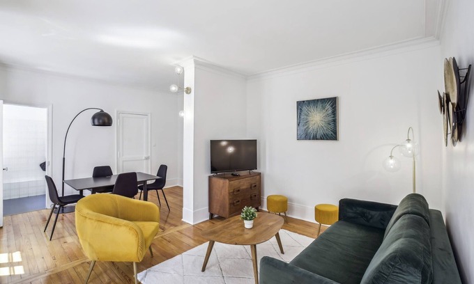 Passy Apartment | Cosy 1BR Near The Eiffel Tower - Trocadero