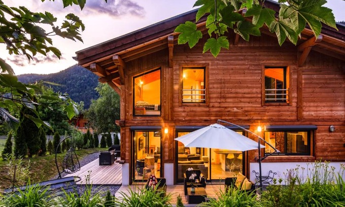 Les Houches Ski Chalet | Cosy 3 BR Chalet 8 min from Cham center