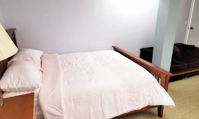 Winnipeg Bed & Breakfast | Cosy And Cool Environment