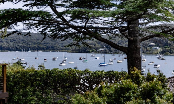 Hardys Bay House | Cosy and romantic with beautiful views
