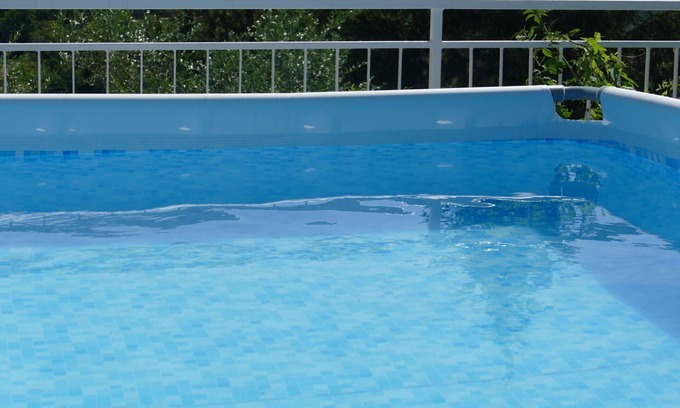 Tovo San Giacomo Apartment | Cosy apartment for 6 people with private pool, WIFI, TV, pets allowed and parking