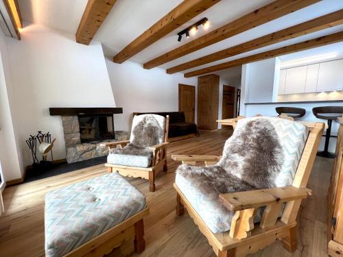 Champfer Apartment | Cosy Apartment facing Piz Rosatsch