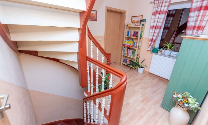 Stangerode Apartment | Cosy apartment for 2 guests with WIFI, TV and patio