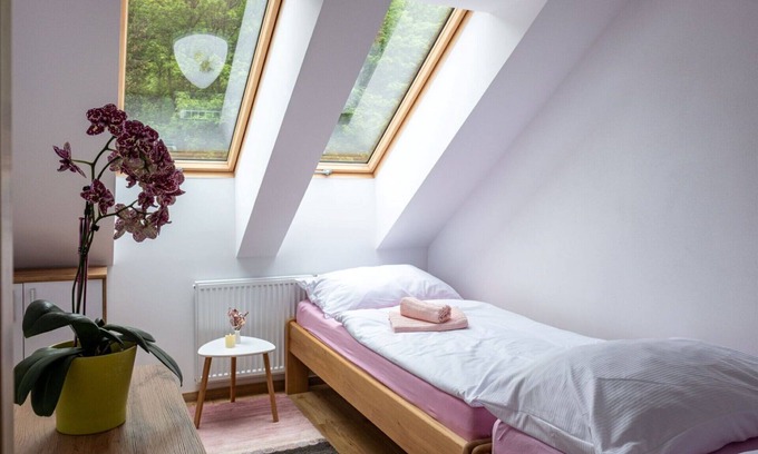 Jachymov Apartment | Cosy apartment for 4 people with WIFI, TV and parking