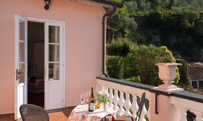 Prela Apartment | Cosy apartment for 6 guests with TV, patio and pets allowed