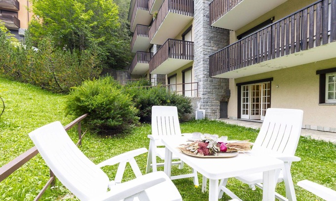Madesimo Apartment | Cosy apartment for 6 people with WIFI, TV and parking